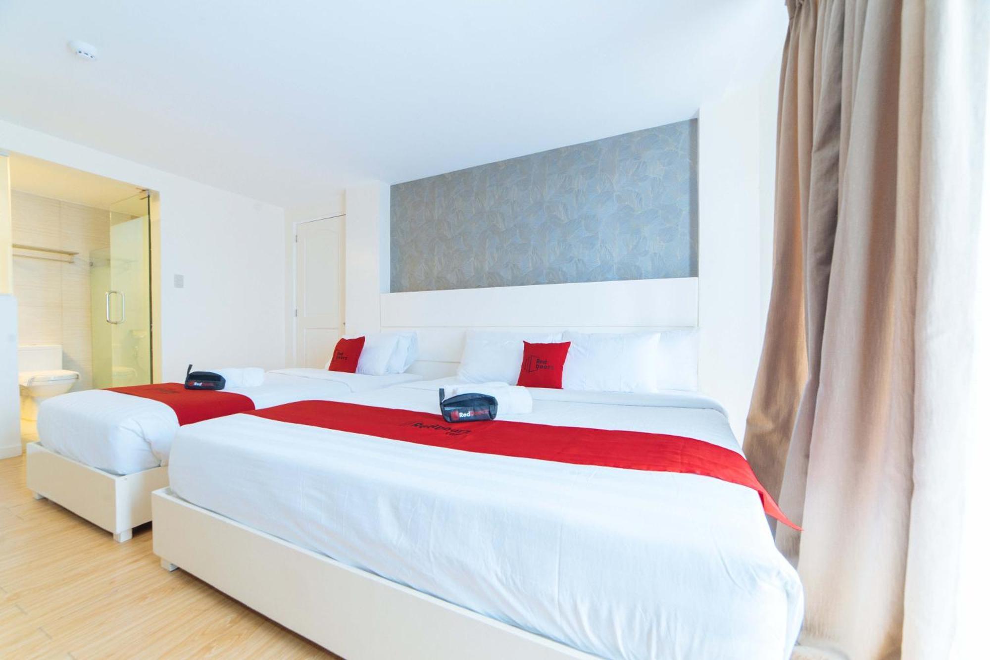 Reddoorz Plus At Hotel Metro Kalibo Zewnętrze zdjęcie