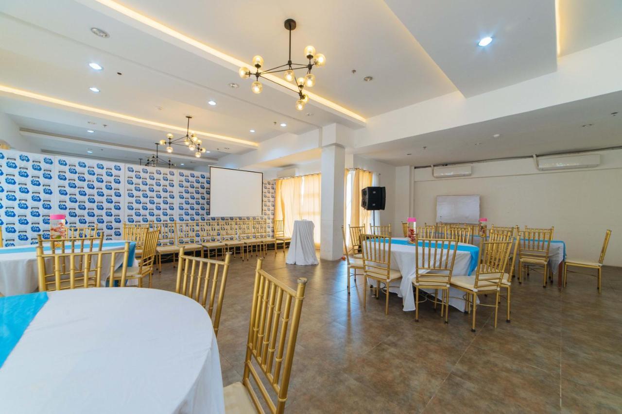 Reddoorz Plus At Hotel Metro Kalibo Zewnętrze zdjęcie