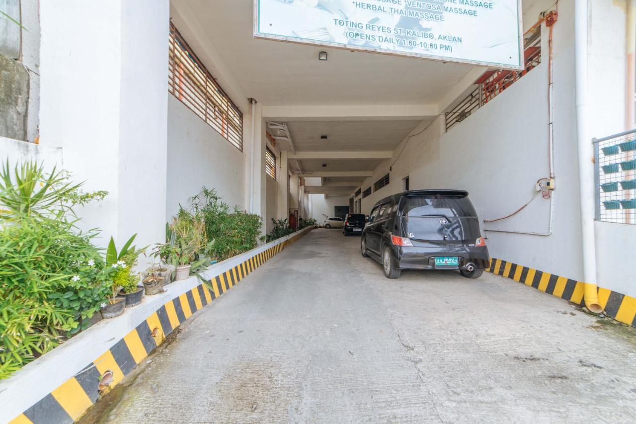 Reddoorz Plus At Hotel Metro Kalibo Zewnętrze zdjęcie